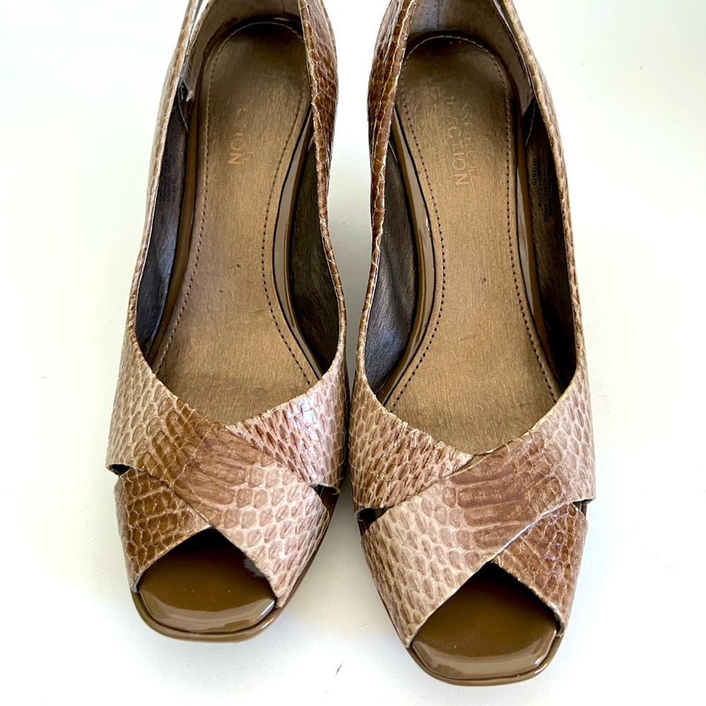 Kenneth Cole Reaction wegde shoes